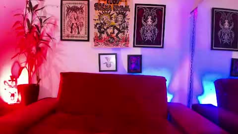 maledicta__insana online show from June 21, 2026, 9:28 pm
