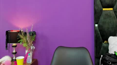 alejandra maleja online show from July 17, 2026, 11:28 am