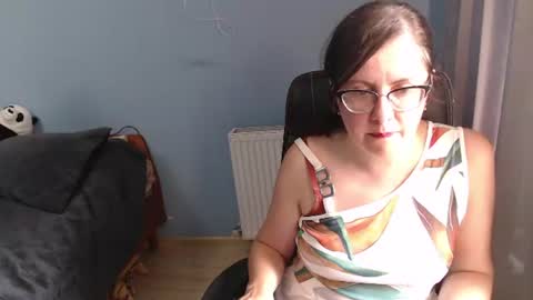 mandarinka28 online show from July 24, 2026, 8:12 am