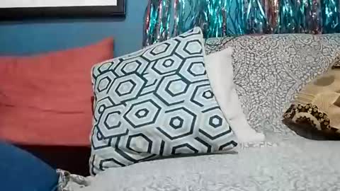 mandrilo7379 online show from June 24, 2026, 6:23 am