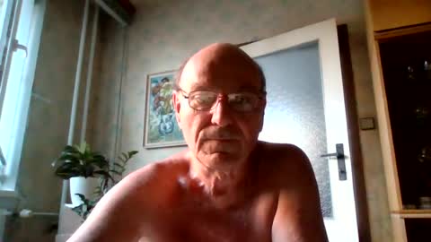 manes5858 online show from June 28, 2026, 3:34 am