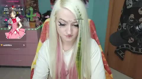 Snapshot of manuela_unicorn chatting on July 22, 2026, 8:33 pm Manuela online show from July 22, 2026, 8:33 pm