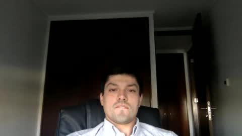 manuelgasdcon online show from April 23, 2026, 9:06 pm