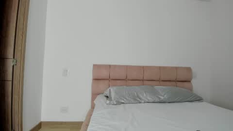 mara modelo independiente online show from June 17, 2026, 4:59 am