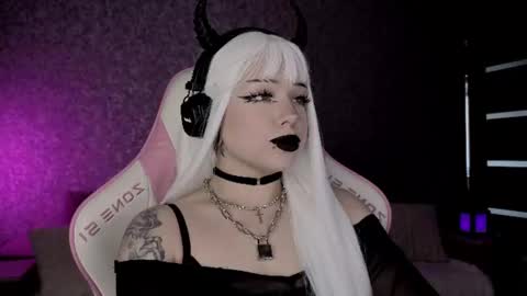 Lady Marceline online show from June 18, 2026, 10:41 am