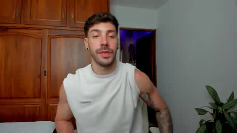 Snapshot of marco_tahani_ chatting on August 3, 2026, 2:22 pm Marco IG marco tahani online show from August 3, 2026, 2:22 pm