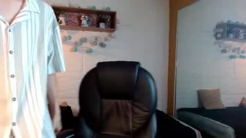 marcoviolet online show from June 13, 2026, 7:23 pm