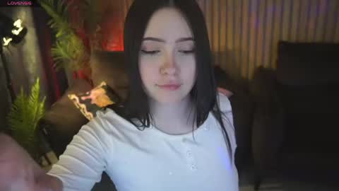 margaritagrey online show from May 18, 2026, 7:09 pm