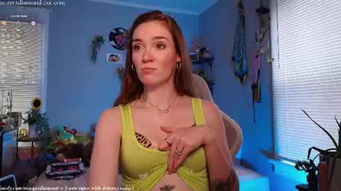 Snapshot of margotdiamond chatting on July 31, 2026, 5:12 pm online show from July 31, 2026, 5:12 pm