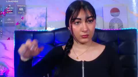 Marian online show from July 25, 2026, 8:39 pm