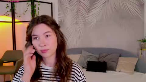 Snapshot of marie_diaze chatting on July 18, 2026, 5:11 am Marie LEAVE YOUR WITH ME online show from July 18, 2026, 5:11 am