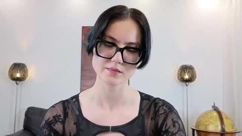 Snapshot of marie_fitch chatting on April 22, 2026, 1:41 am Marie Fitch online show from April 22, 2026, 1:41 am