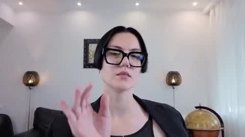 Snapshot of marie_fitch chatting on June 26, 2026, 3:44 am Marie Fitch online show from June 26, 2026, 3:44 am