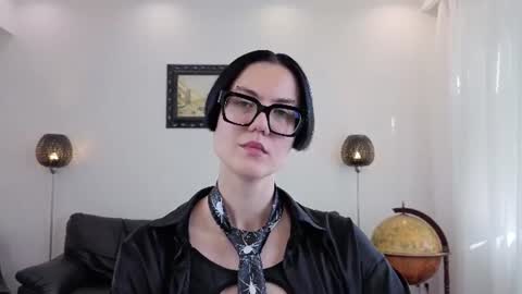 Snapshot of marie_fitch chatting on July 1, 2026, 4:03 am Marie Fitch online show from July 1, 2026, 4:03 am