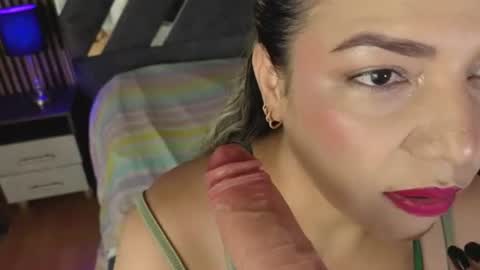 marie_hss online show from July 25, 2026, 2:58 pm