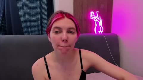 Marie 3 online show from April 19, 2026, 5:29 am