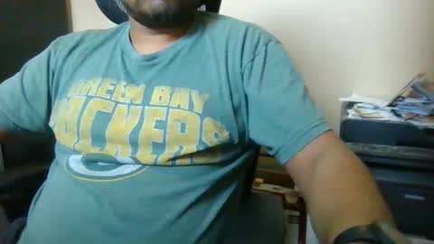 Married Horny Guy online show from May 18, 2026, 1:17 pm