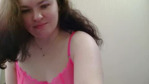 marshmellowsofia online show from July 14, 2026, 2:27 am