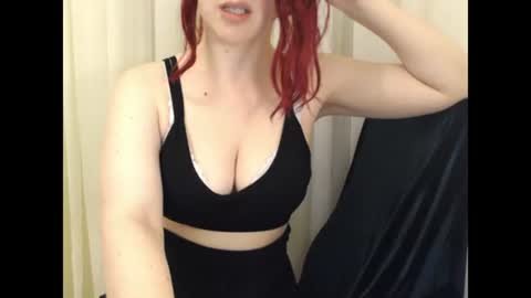 Hi im Kate online show from June 29, 2026, 10:10 pm