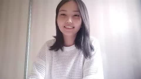 Lily online show from June 14, 2026, 1:02 pm