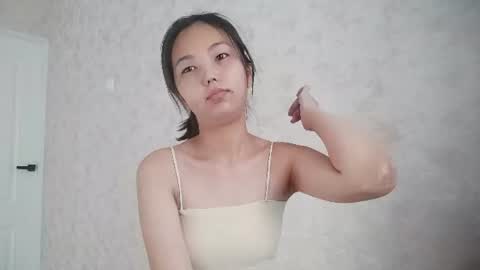 Lily online show from July 31, 2026, 12:04 pm