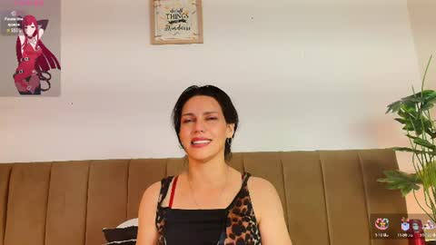 MashaPink online show from June 25, 2026, 1:37 pm