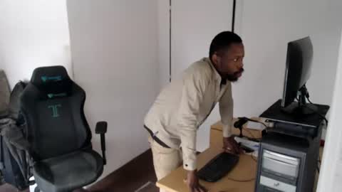 Masterdomfuck online show from July 25, 2026, 2:14 pm