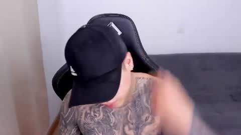 Snapshot of mathew_wolf4 chatting on July 2, 2026, 11:33 pm Mathew Independent model online show from July 2, 2026, 11:33 pm