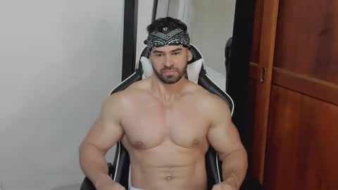 mathews_smith online show from May 31, 2026, 11:28 am