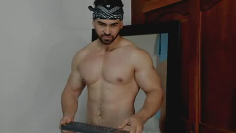 mathews_smith online show from June 19, 2026, 12:42 pm