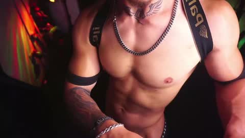 matius online show from April 18, 2026, 7:18 pm