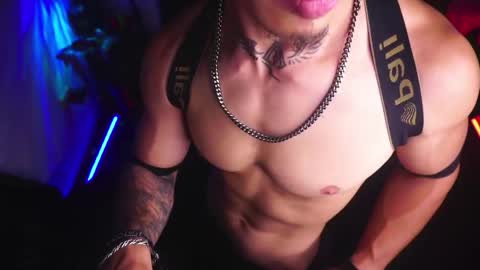 matius online show from April 25, 2026, 3:20 am