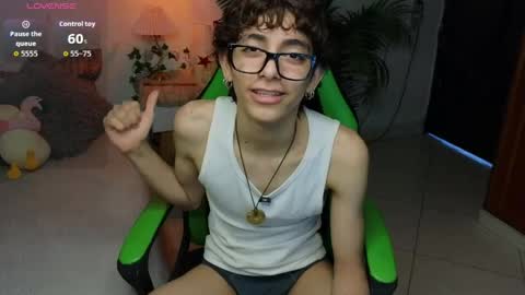 matty_spark online show from May 31, 2026, 1:40 pm