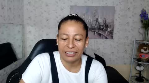 Snapshot of mature_martina_ chatting on July 11, 2026, 10:00 pm Martina online show from July 11, 2026, 10:00 pm