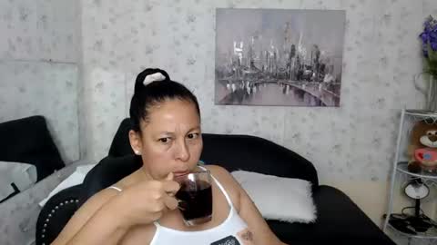 Snapshot of mature_martina_ chatting on July 14, 2026, 4:28 am Martina online show from July 14, 2026, 4:28 am