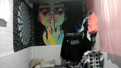 max_lovely123 online show from June 14, 2026, 9:44 am