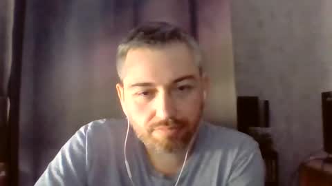 Snapshot of maximefrxx chatting on June 18, 2026, 9:14 am Maxime online show from June 18, 2026, 9:14 am