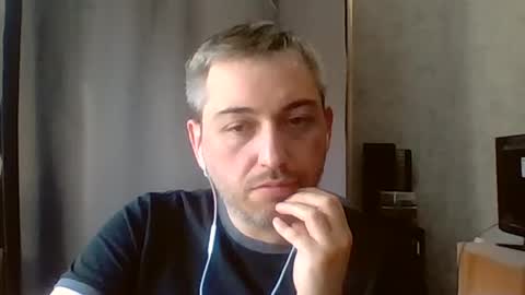 Snapshot of maximefrxx chatting on July 5, 2026, 3:19 pm Maxime online show from July 5, 2026, 3:19 pm
