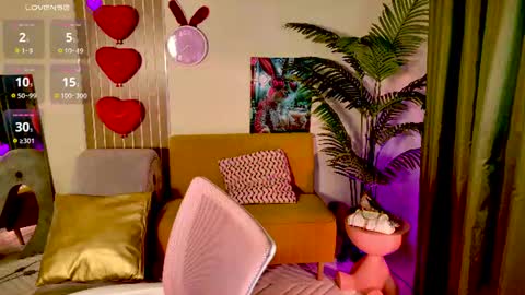 MaxinCarroll online show from July 18, 2026, 10:08 am
