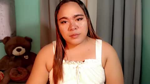 Maxine Sucks online show from July 22, 2026, 5:21 am