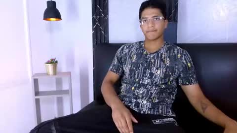 Max Wyatt online show from June 27, 2026, 6:46 pm