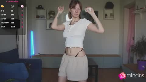 MELANIE  PVT ONLY 60TK PER MIN online show from June 19, 2026, 3:49 pm
