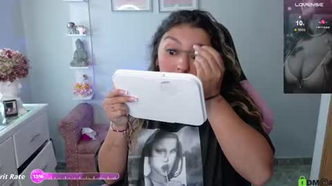 Melaany  online show from July 24, 2026, 12:19 am