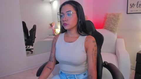 melan_owen online show from June 5, 2026, 11:05 am