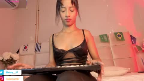 melany online show from June 24, 2026, 12:59 pm