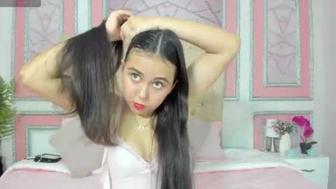 melany online show from July 15, 2026, 11:04 am