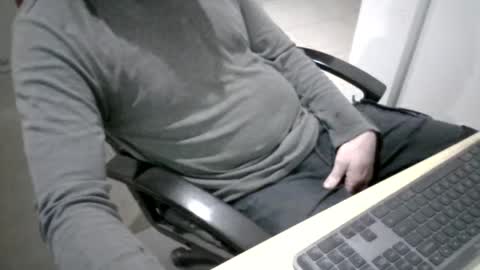 Snapshot of melbguy_075 chatting on July 13, 2026, 7:11 am melbguy_075 online show from July 13, 2026, 7:11 am