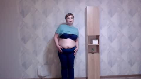 Snapshot of melina_beauty chatting on June 24, 2026, 11:26 pm Melina online show from June 24, 2026, 11:26 pm
