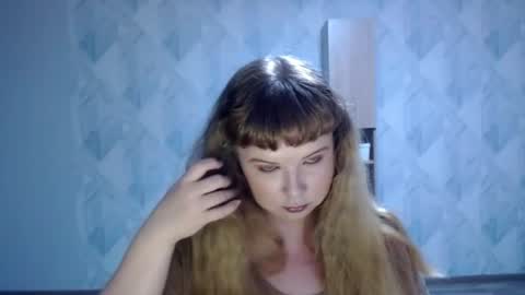 Snapshot of melina_beauty chatting on June 25, 2026, 11:53 pm Melina online show from June 25, 2026, 11:53 pm