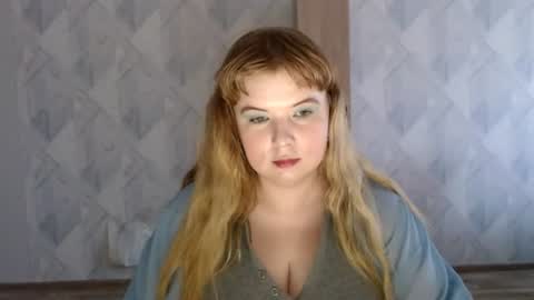 Snapshot of melina_beauty chatting on August 3, 2026, 1:48 am Melina online show from August 3, 2026, 1:48 am